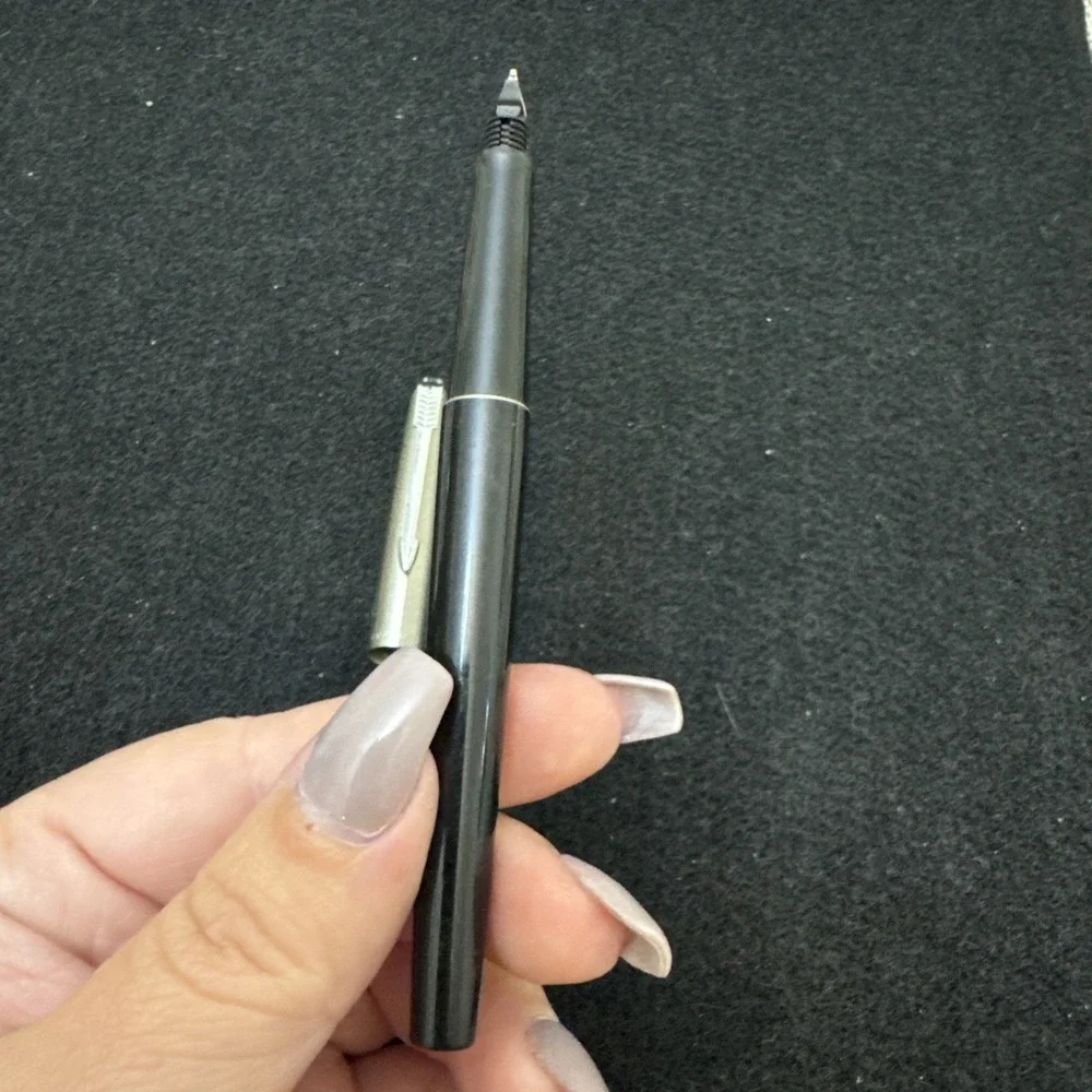 vintage Parker 45 fountain pen WC Made In France 1980's Black Body Silver Tone